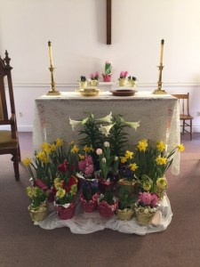 The altar in the Sanctuary looked especially lovely this Easter morning.
